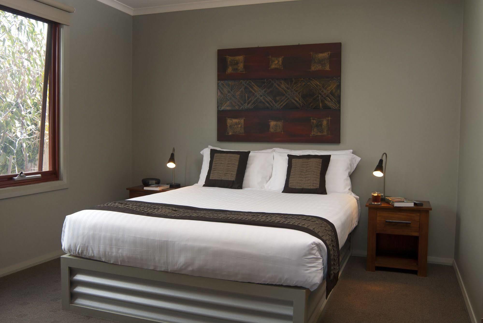 Bairnsdale Motel Экстерьер фото